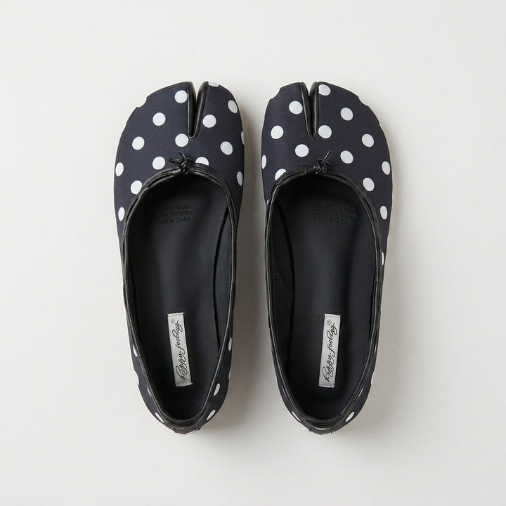 Tabi Polka — coloris bleu nuit